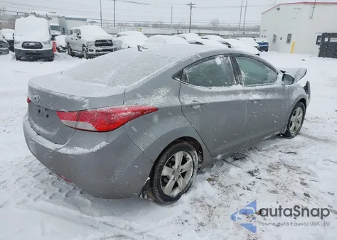 2013 Hyundai Elantra Gls z USA, uszkodzony, nr VIN KMHDH4AE0DU665826
